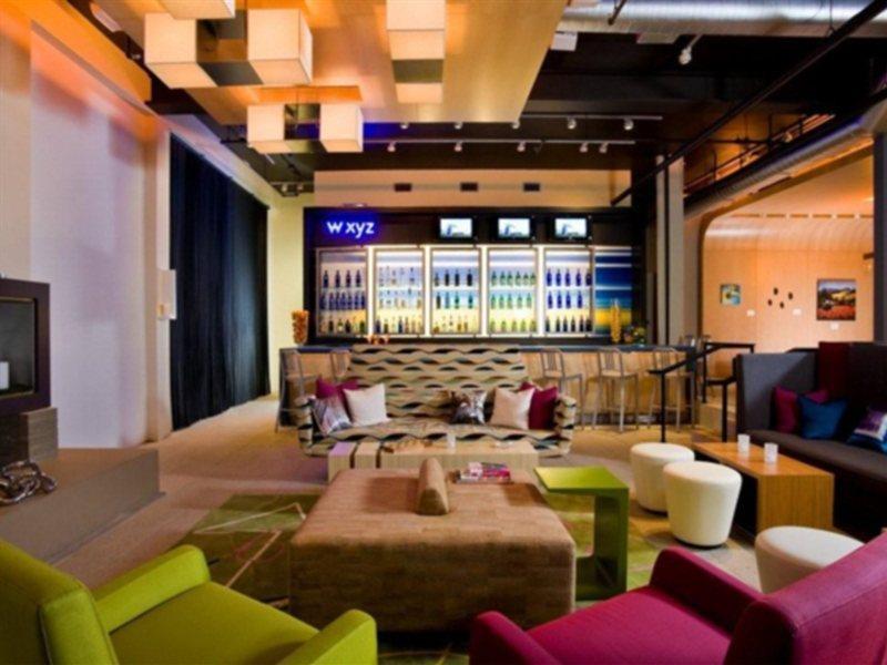 Hotel Aloft Montreal Airport