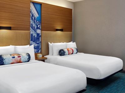 Hotel Aloft Montreal Airport