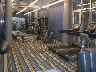 Aloft Montreal Airport Hotel 3*