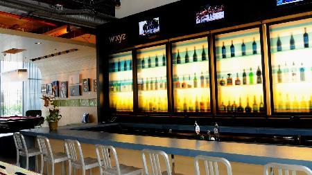 Aloft Montreal Airport Dorval